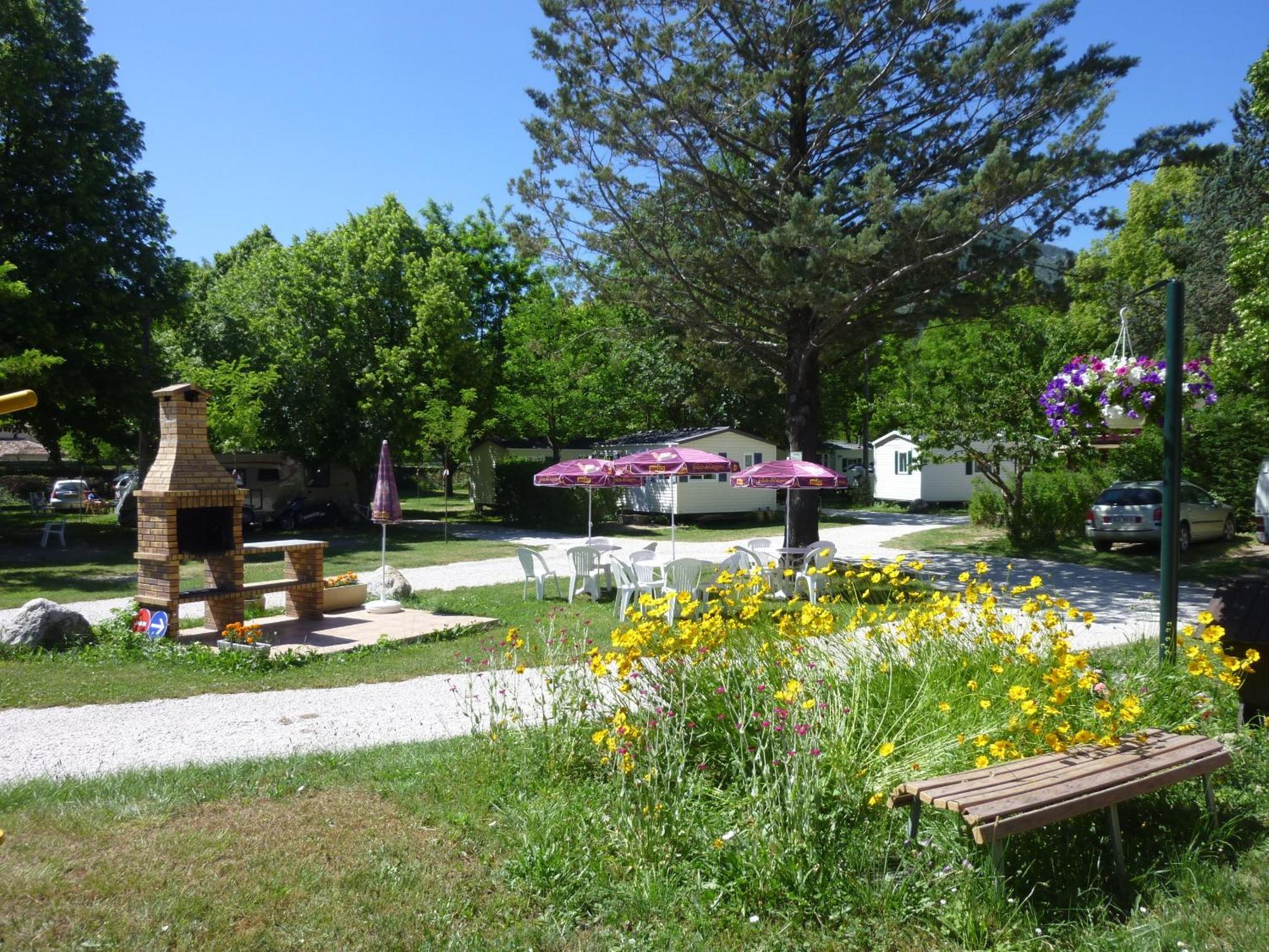 Camping Notre Dame Castellane Exterior foto